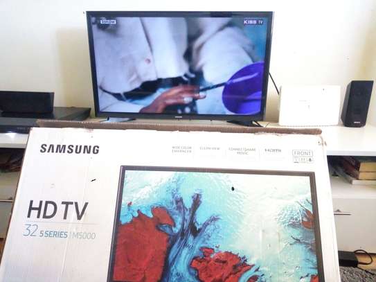 32 inch Samsung TV. The price is negotiable image 2