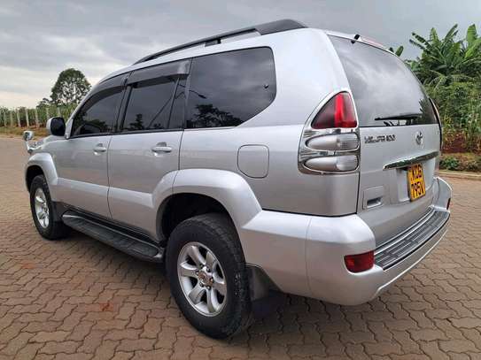 Toyota Prado J120 image 3