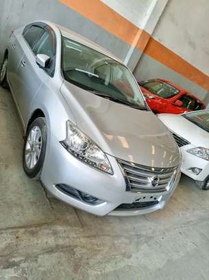Nissan sylphy silver image 3