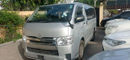 TOYOTA HIACE AUTOMATIC DIESEL  2016 image 6