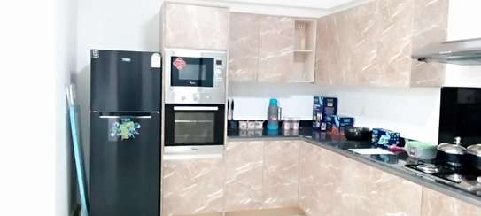 Serviced 3 Bed Apartment with En Suite in Westlands Area image 2