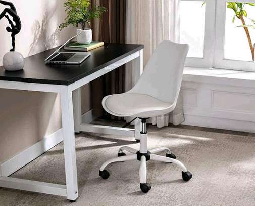 Job adjustable office chair image 1