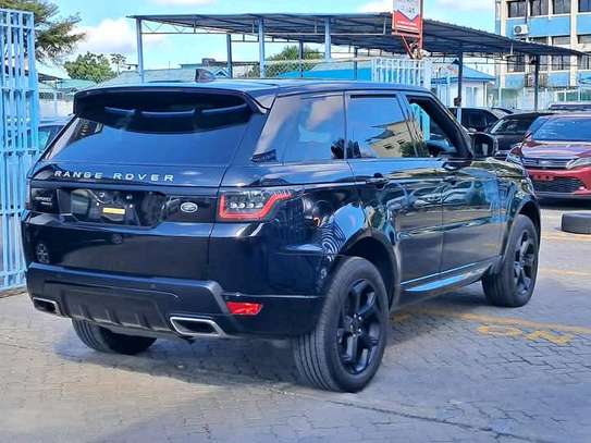 RANGE ROVER SPORT image 5