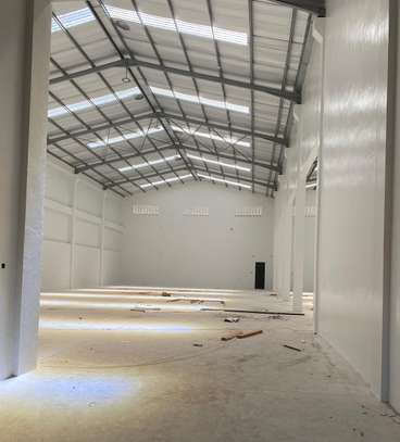 20,000 ft² Warehouse with Parking in Athi River image 7