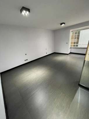 3 Bed Apartment with En Suite in Riverside image 1