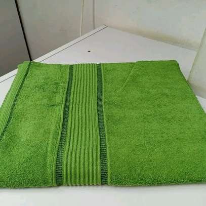 LARGE COLOURED TOWELS image 2