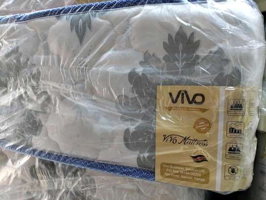 Glowing! 8inch,5 * 6 vivo fiber HD Quilted  Mattress image 3