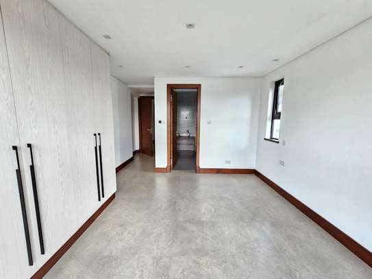 5 Bed House with En Suite in Kitisuru image 37