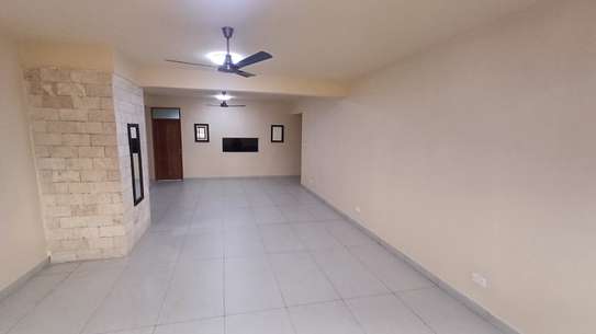 4 Bed Apartment with En Suite at Moyne Drive image 20