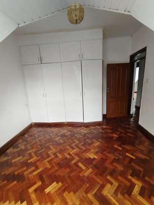 4 Bed Apartment with Swimming Pool in Lavington image 10