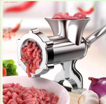 12 manual meat grinder image 2