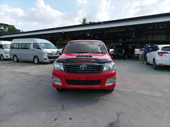 RED TOYOTA HILUX (MKOPO/HIRE PURCHASE ACCEPTED) image 4