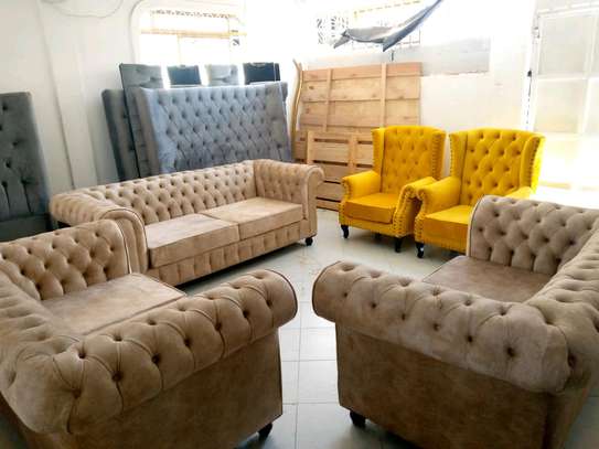 9 seater 3+2++2+1+1 Chesterfield sofa set image 1