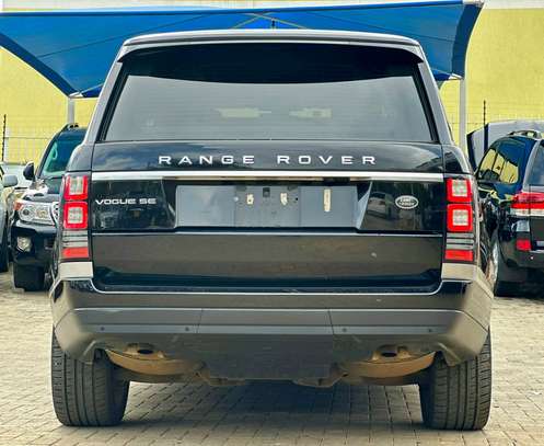 Range Rover Vogue 2015 image 6