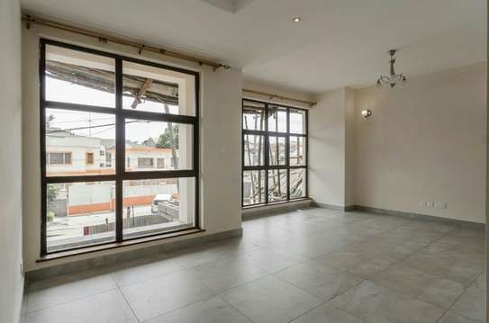 2 Bed Apartment with En Suite in South C image 2