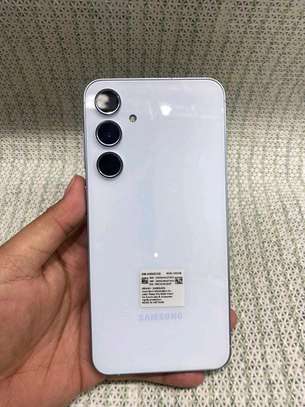 Samsung Galaxy A55 image 2
