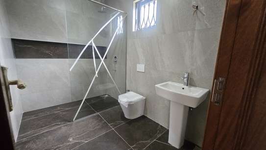 5 Bed House with En Suite in Loresho image 40