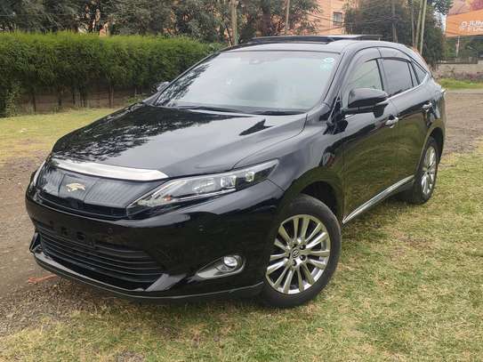 Toyota Harrier 2016 midel with sunroof image 1