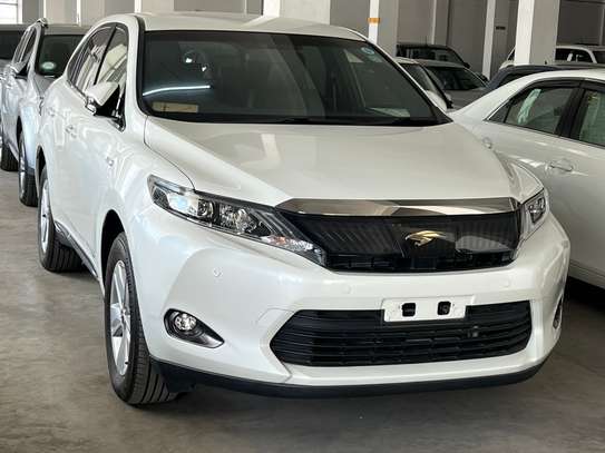 TOYOTA HARRIER HYBRID (we accept hire purchase) image 7