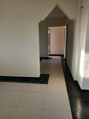 3brm apartment for rent in Nyali image 6