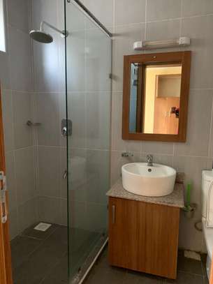 3 Bed Apartment in Kilimani image 8