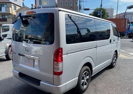 TOYOTA HIACE AUTO DIESEL (we accept hire purchase ) image 5