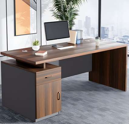 Office Desk: 140CM Work Desk for Corporate image 1