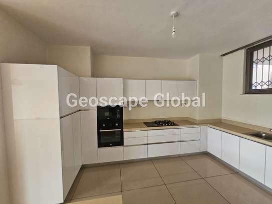 3 Bed Apartment with En Suite in Westlands Area image 11