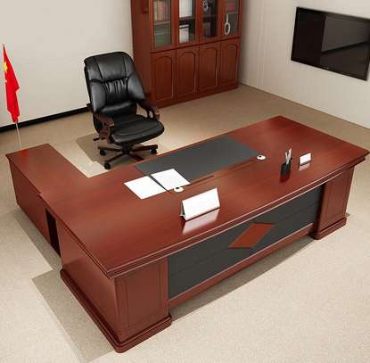 Mahogany 1.8m Executive Ceo Office Desk With Storage image 6