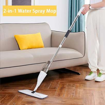 2-in-1 Rotating and replacement spray mop//broom image 1