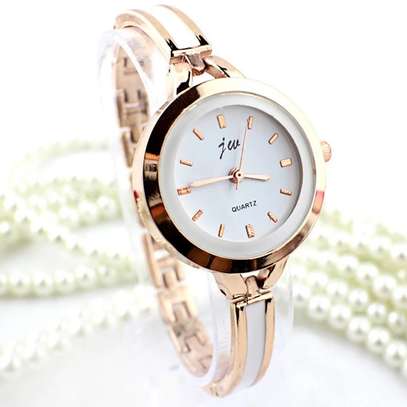 2022 Women Luxury Fashion Watches Stainless Steel image 4