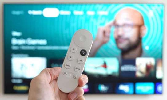 Chromecast with Google TV image 3