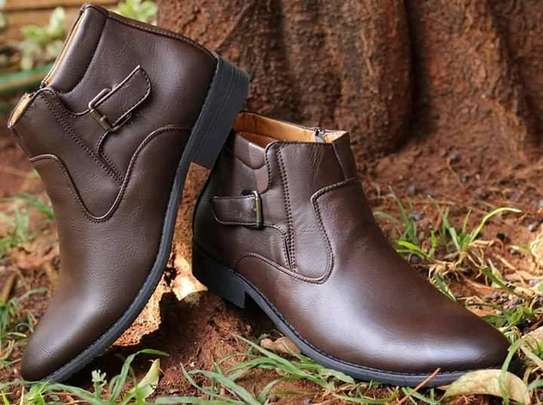 Cacatua Melo Urban Look Leather Official Boots
39 to 45
Ksh.2500 image 1