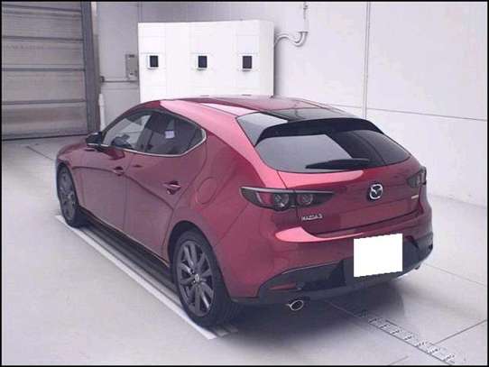 MAZDA 3 image 4
