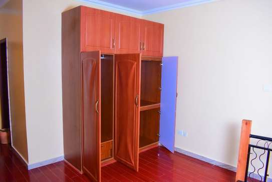 Serviced 4 Bed Apartment with Swimming Pool in Lavington image 7