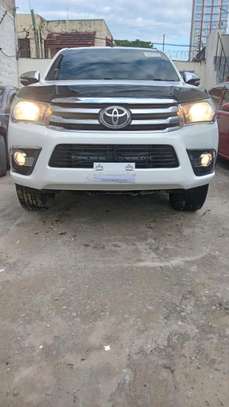 Toyota Hillux Double cabin 2016 image 10