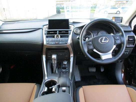 NX200T LEXUS (MKOPO/HIRE PURCHASE ACCEPTED) image 7