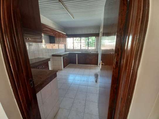 Spacious 3 Bedrooms Apartments off Riverside Drive image 7