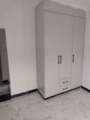 3-Bedroom Bungalow with DSQ on 1/8 Acre image 4