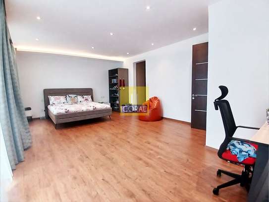 4 Bed Townhouse with En Suite in Westlands Area image 35