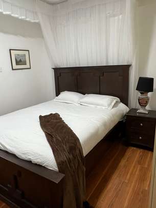 2 bedroom Furnished Apartment in Kilimani image 5