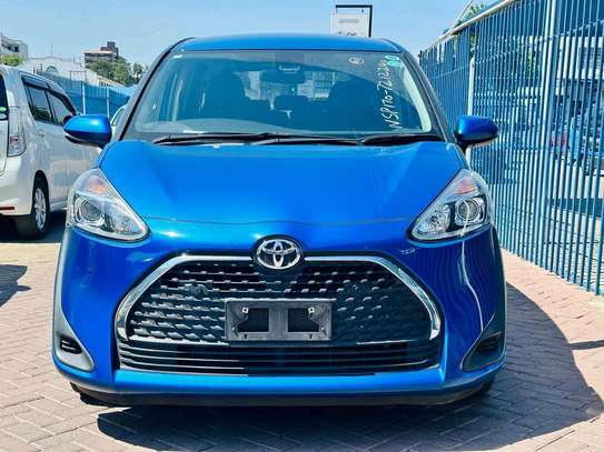 Toyota Sienta Blue Hybrid 2019 2wd image 1