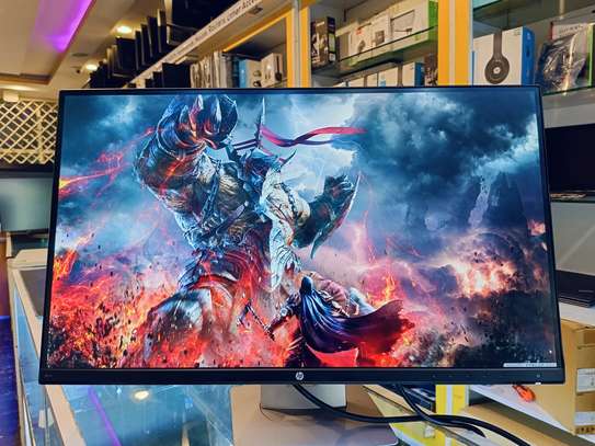 HP Z27n QHD(2560x1440) Edge to Edge Monitor 27-inches image 1