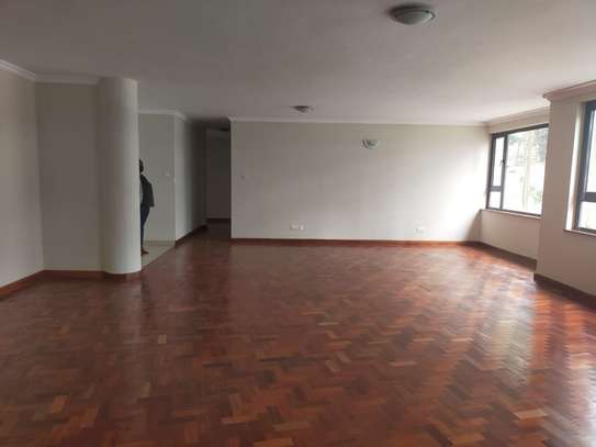 3 Bed Apartment with En Suite in Riverside image 16