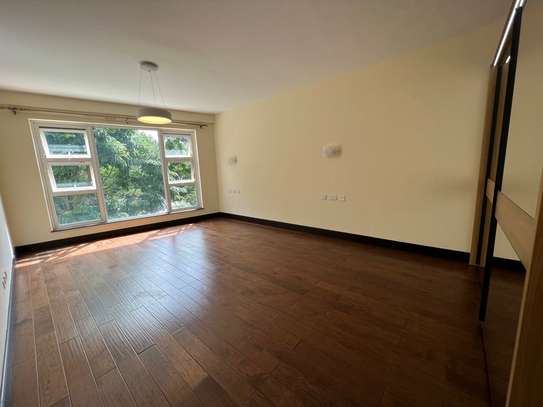 4 Bed Apartment with En Suite at General Mathenge image 10