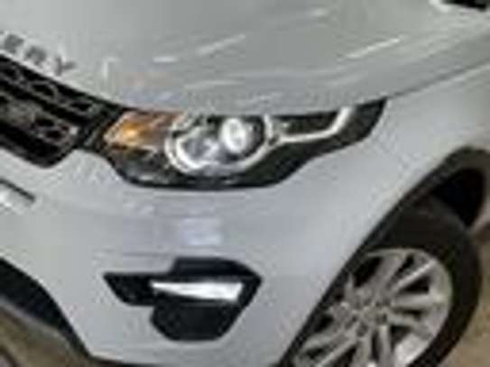 LAND ROVER DISCOVERY SPORT SE image 10