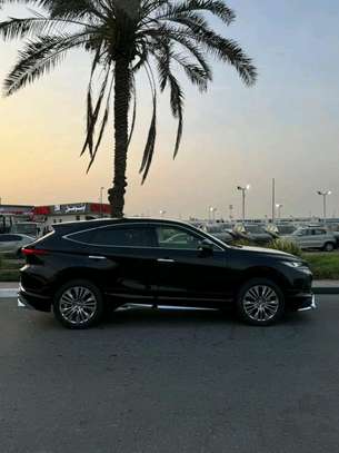 Toyota Harrier black 2021 model image 11