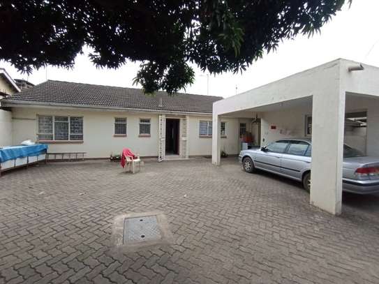 3 bedroom house for sale in South B image 5