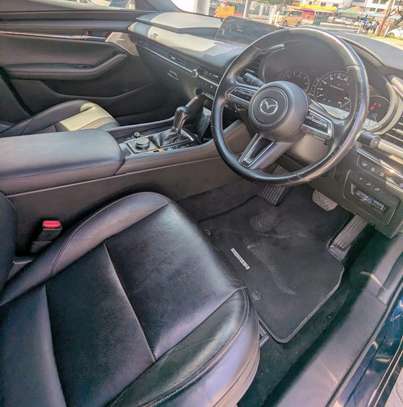 Mazda 3 image 9