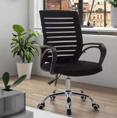 Office chair: Height-Adjustable Executive Swivel Office Seat image 4